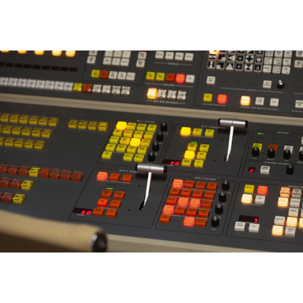 最先端 Vintage Grass Valley 200 Component Studio Broadcast Video 邦楽